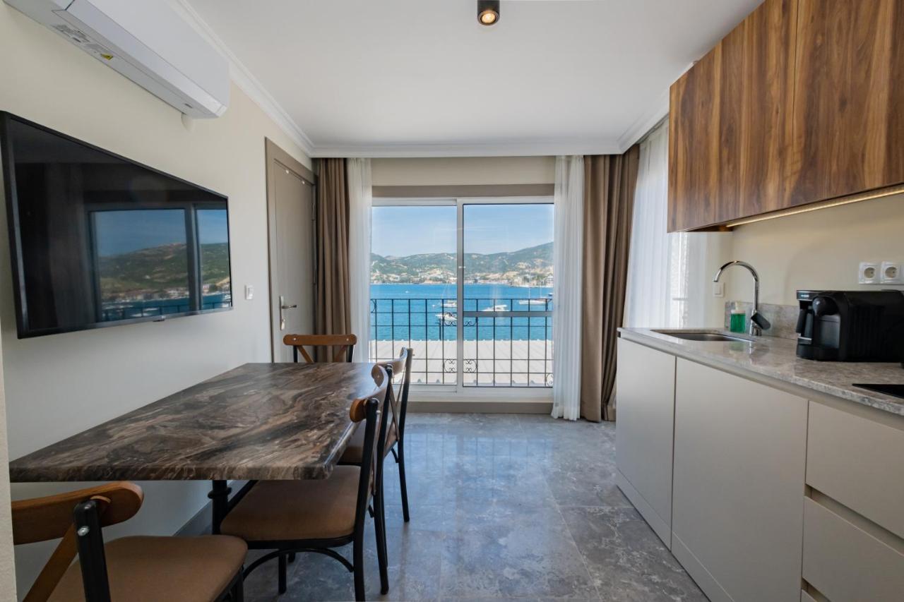Bd Suites Foça Exteriör bild