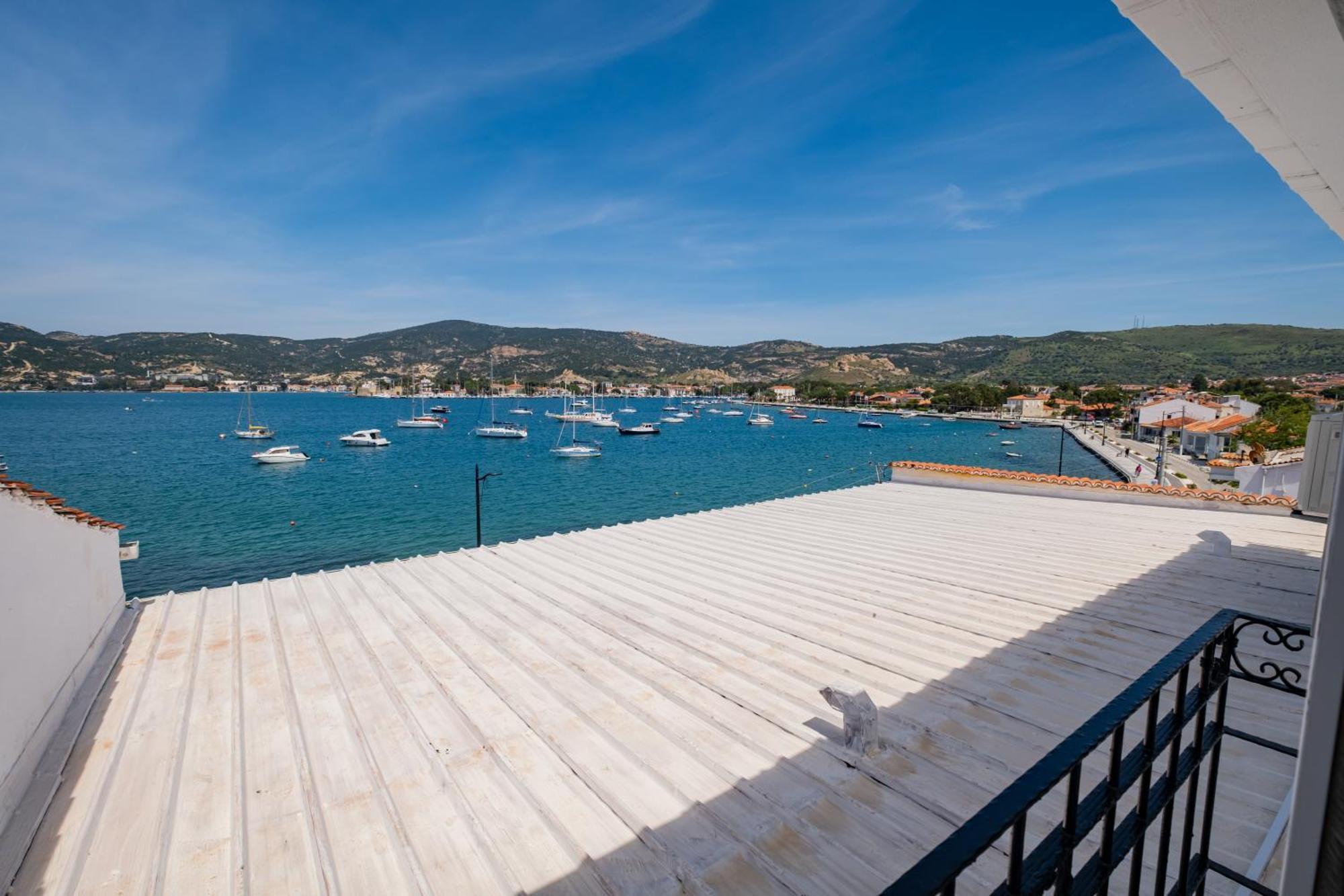 Bd Suites Foça Exteriör bild