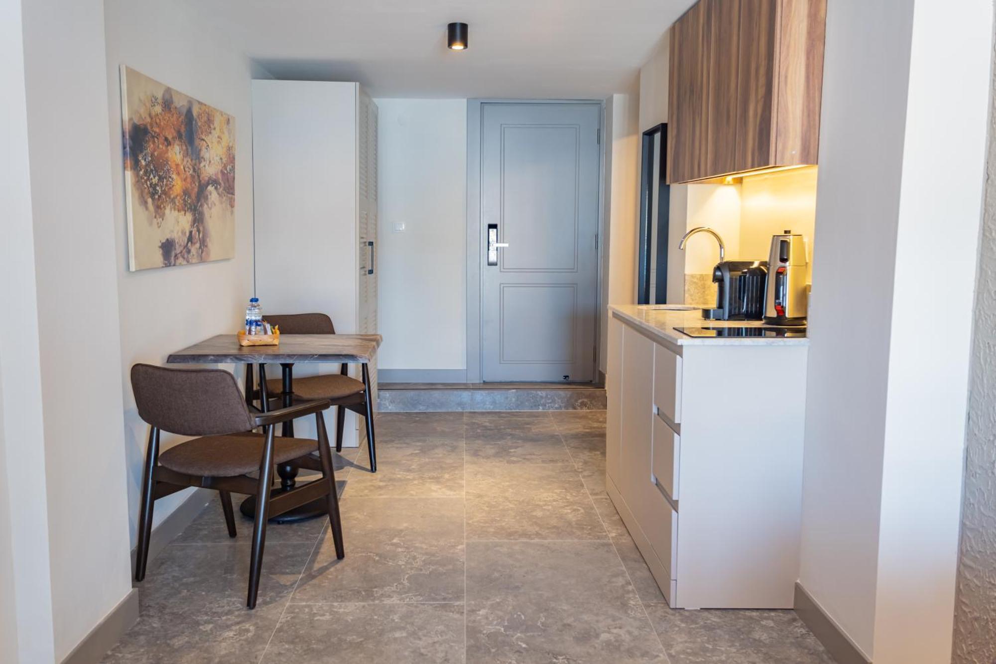 Bd Suites Foça Exteriör bild