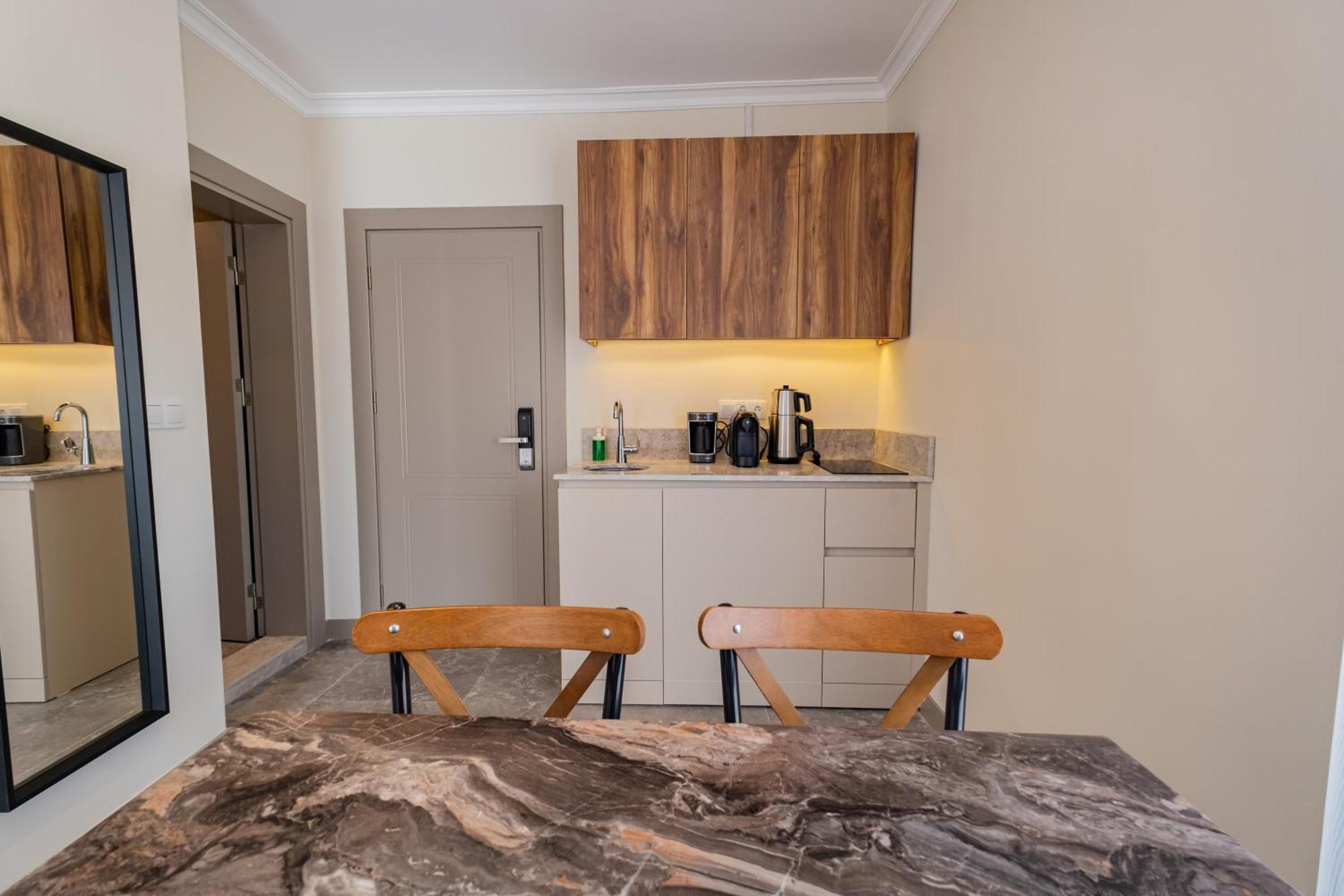 Bd Suites Foça Exteriör bild