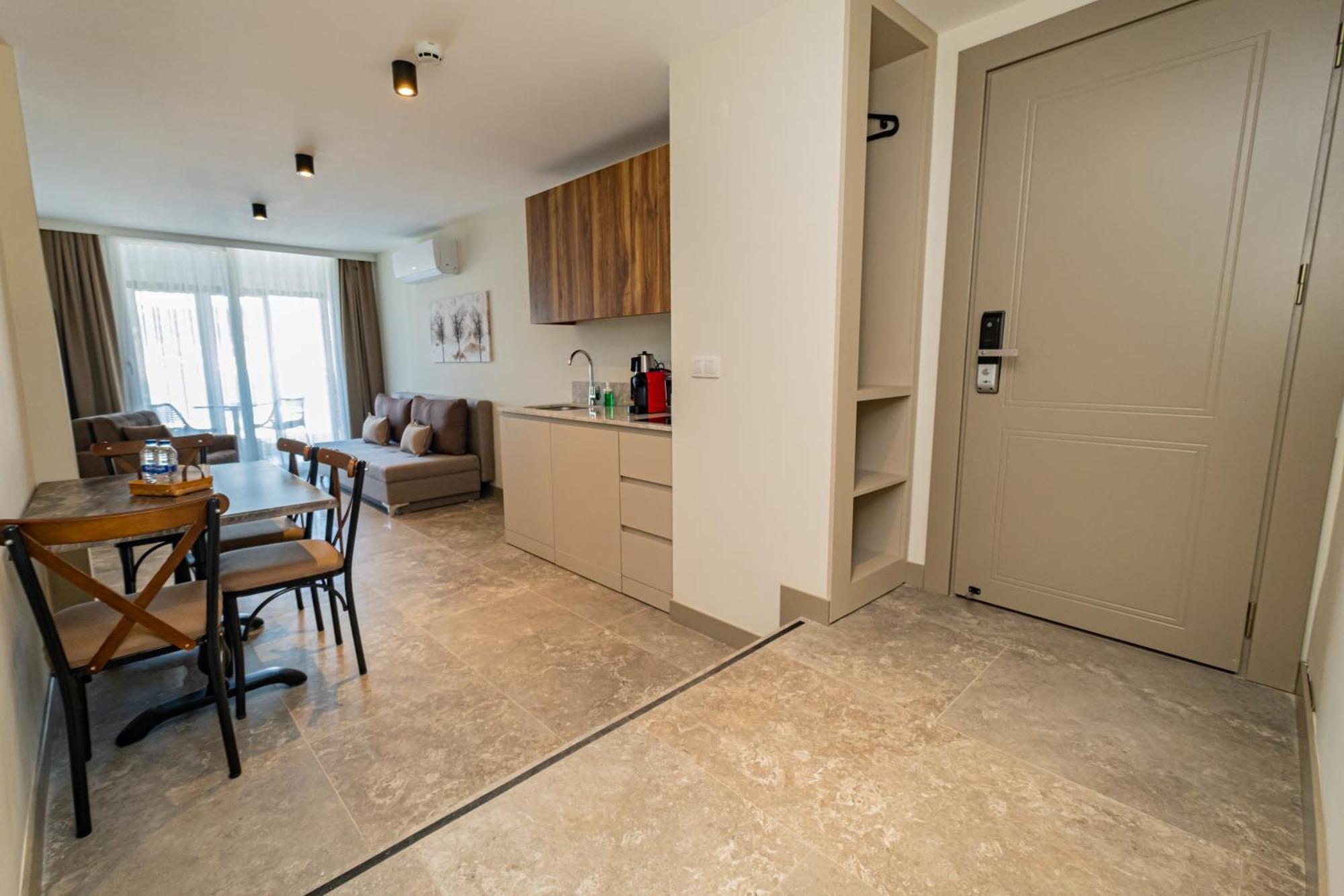 Bd Suites Foça Exteriör bild