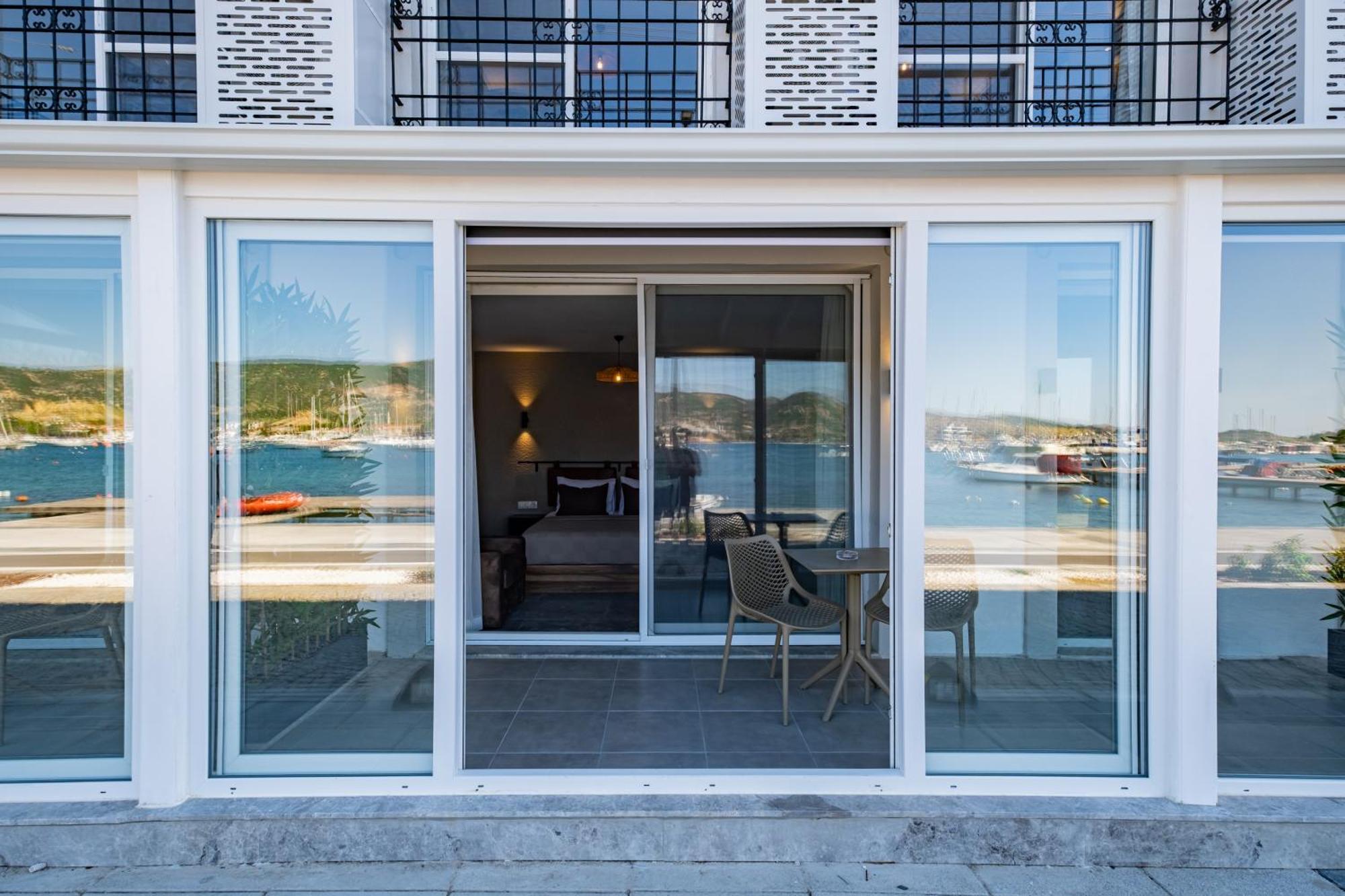 Bd Suites Foça Exteriör bild