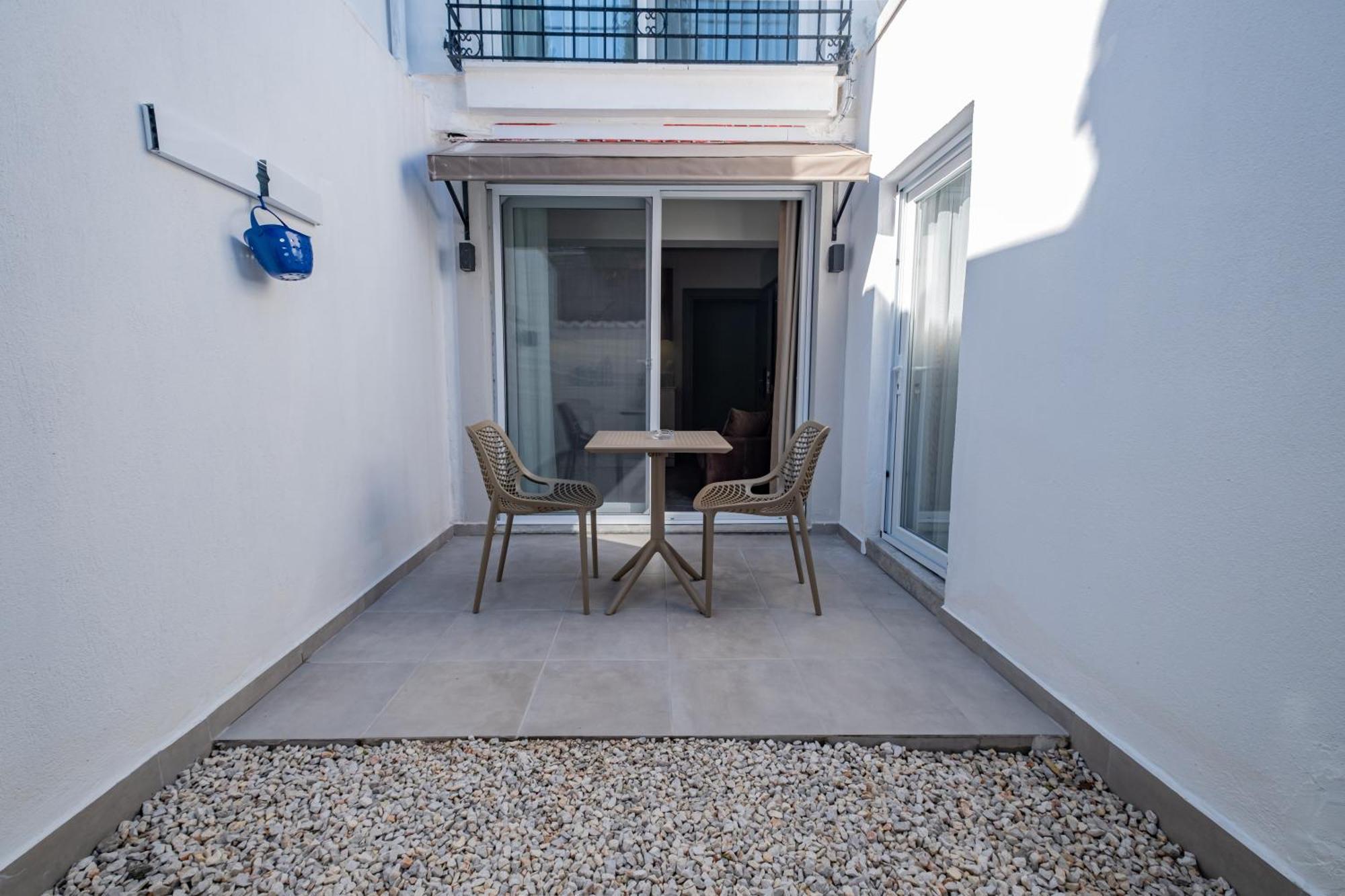 Bd Suites Foça Exteriör bild
